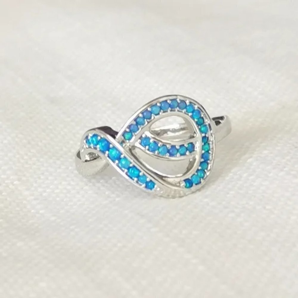 Blue opal love knot Ring in Sterling Silver size 6 🆕 - Picture 5 of 5